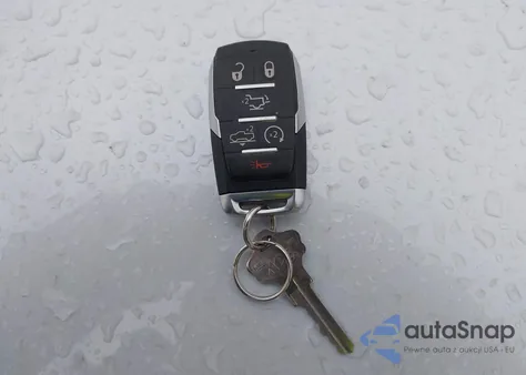 2022 Ram 1500 Laramie 4X4 6'4 Box from USA, damaged, VIN 1C6SRFRT3NN328383